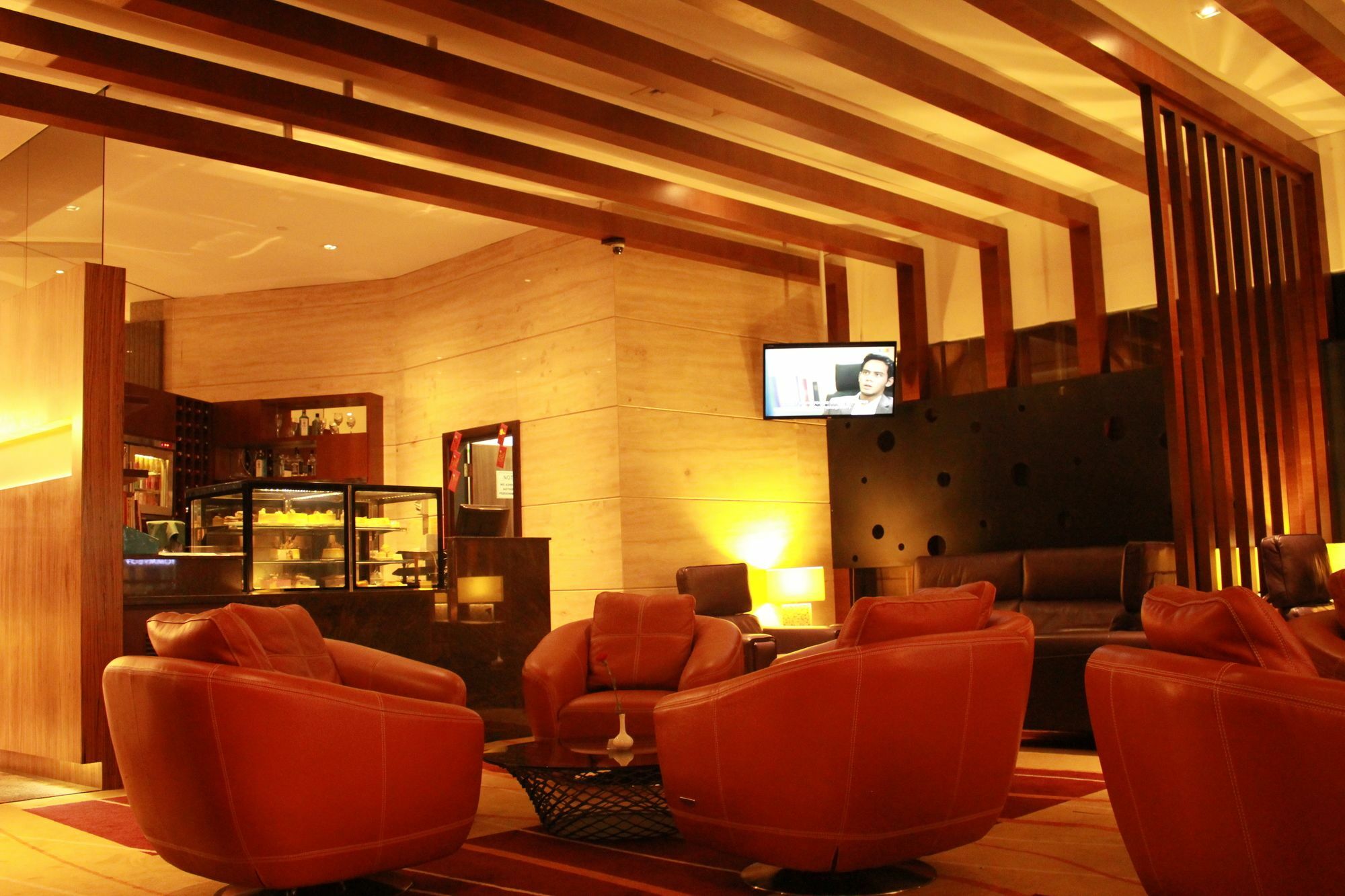 Imperial Suites Serviced Apartment Maong Bazaar Екстериор снимка