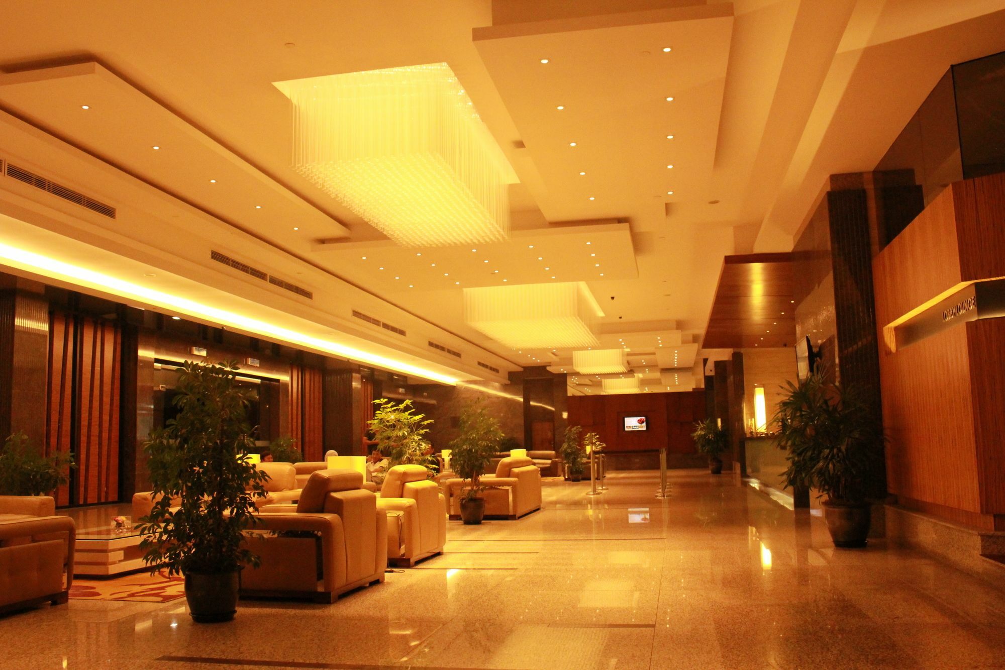 Imperial Suites Serviced Apartment Maong Bazaar Екстериор снимка